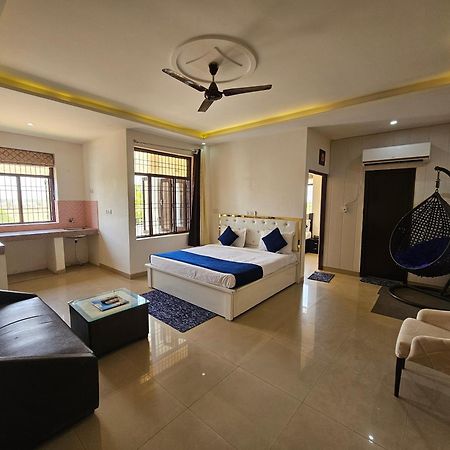 Elegance Resort Vrindāvan Exterior foto
