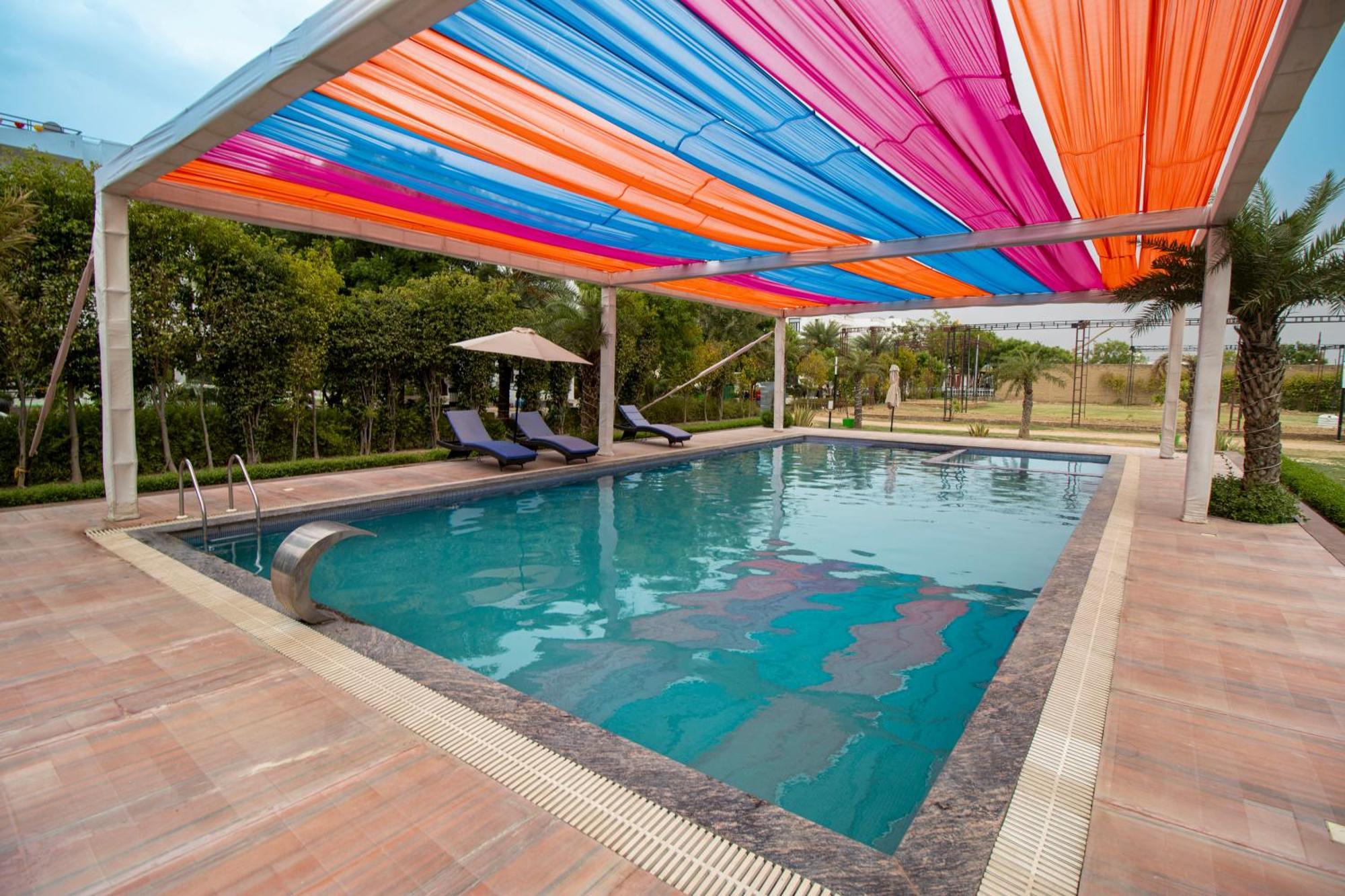 Elegance Resort Vrindāvan Exterior foto